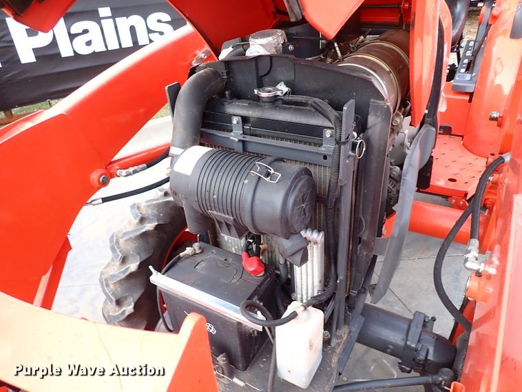 image for item IC9718 2019 Kubota L3901DT  MFWD tractor