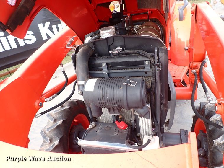 image for item IC9718 2019 Kubota L3901DT  MFWD tractor