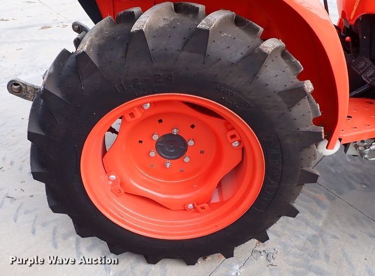 image for item IC9718 2019 Kubota L3901DT  MFWD tractor