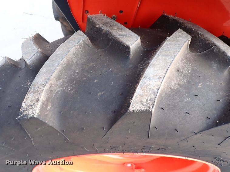 image for item IC9718 2019 Kubota L3901DT  MFWD tractor