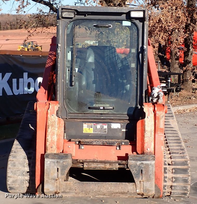 image for item IC9737 2019 Kubota SVL95-2S  tracked skid steer loader