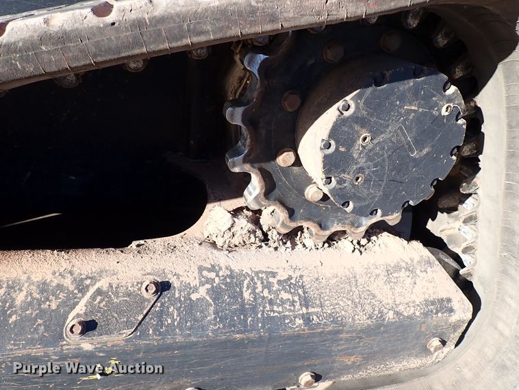 image for item IC9737 2019 Kubota SVL95-2S  tracked skid steer loader