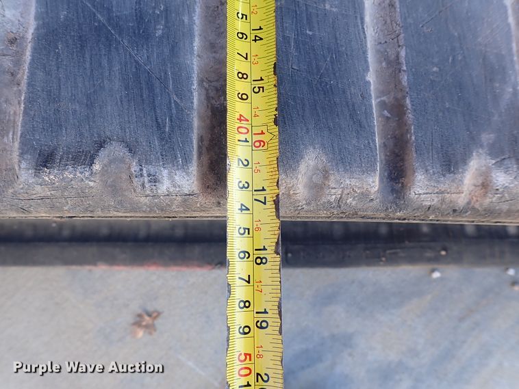 image for item IC9737 2019 Kubota SVL95-2S  tracked skid steer loader