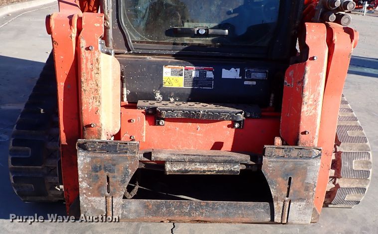 image for item IC9738 2019 Kubota SVL95-2S  tracked skid steer loader