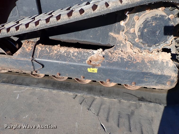 image for item IC9738 2019 Kubota SVL95-2S  tracked skid steer loader