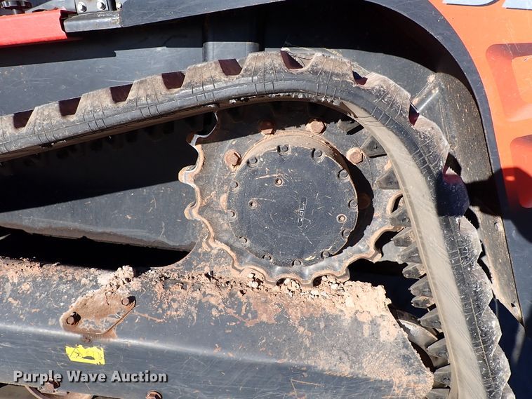 image for item IC9738 2019 Kubota SVL95-2S  tracked skid steer loader