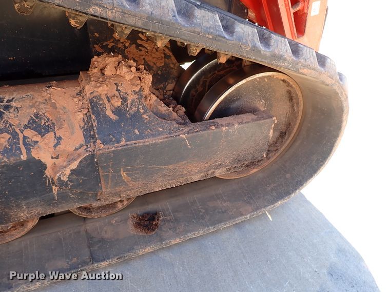 image for item IC9738 2019 Kubota SVL95-2S  tracked skid steer loader