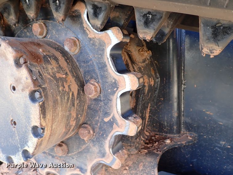 image for item IC9738 2019 Kubota SVL95-2S  tracked skid steer loader