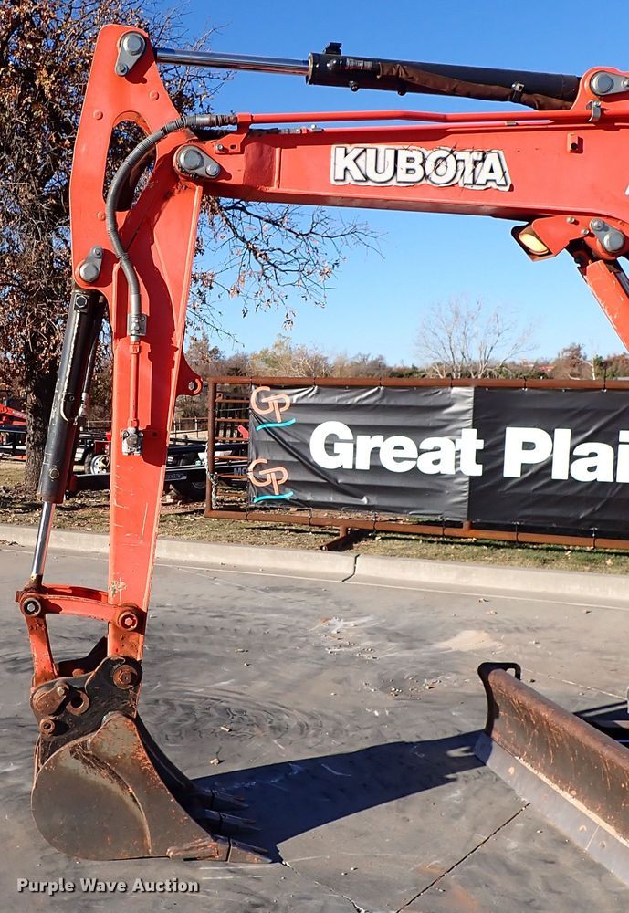 image for item IC9739 2015 Kubota KX040-4  mini excavator