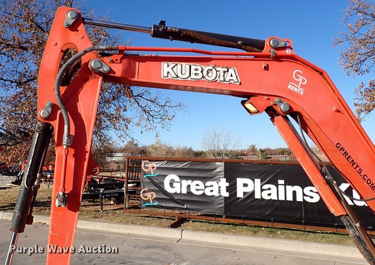 image for item IC9739 2015 Kubota KX040-4  mini excavator