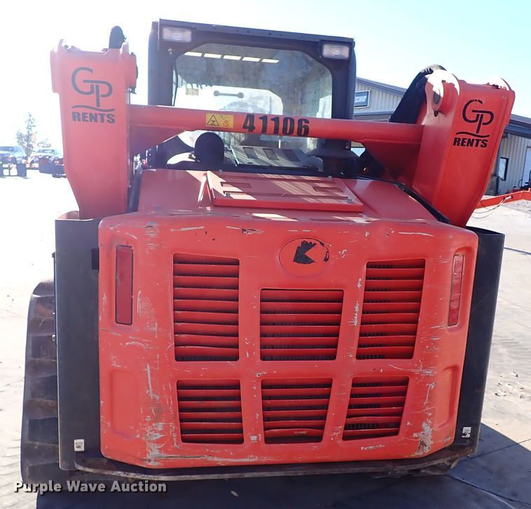 image for item IC9740 2018 Kubota SVL95-2S  tracked skid steer loader