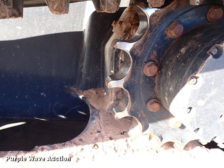 image for item IC9740 2018 Kubota SVL95-2S  tracked skid steer loader