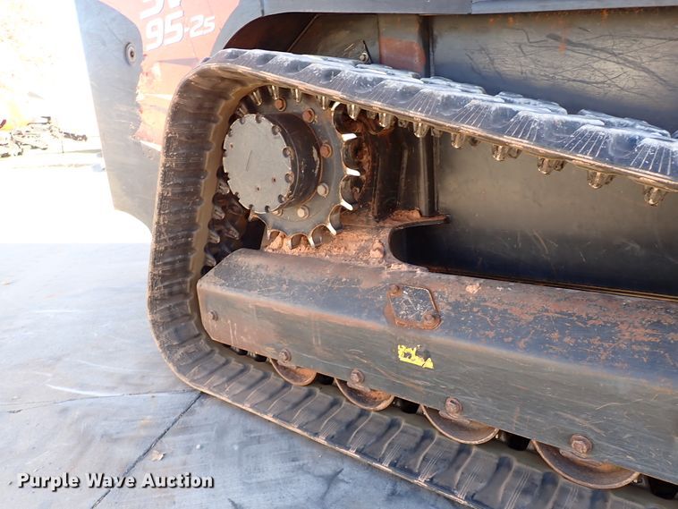 image for item IC9740 2018 Kubota SVL95-2S  tracked skid steer loader