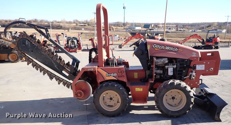 image for item IC9742 2015 Ditch Witch RT45  trencher