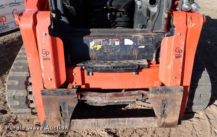 image for item IC9744 2019 Kubota SVL95-2S  tracked skid steer loader