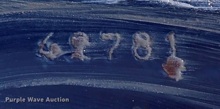 image for item IC9744 2019 Kubota SVL95-2S  tracked skid steer loader