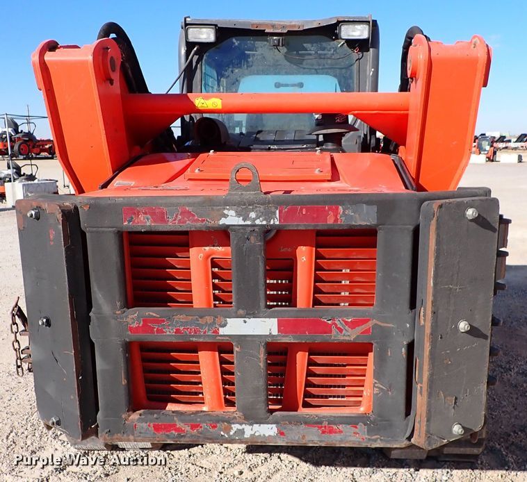 image for item IS9249 2018 Kubota SVL95-2S  tracked skid steer loader