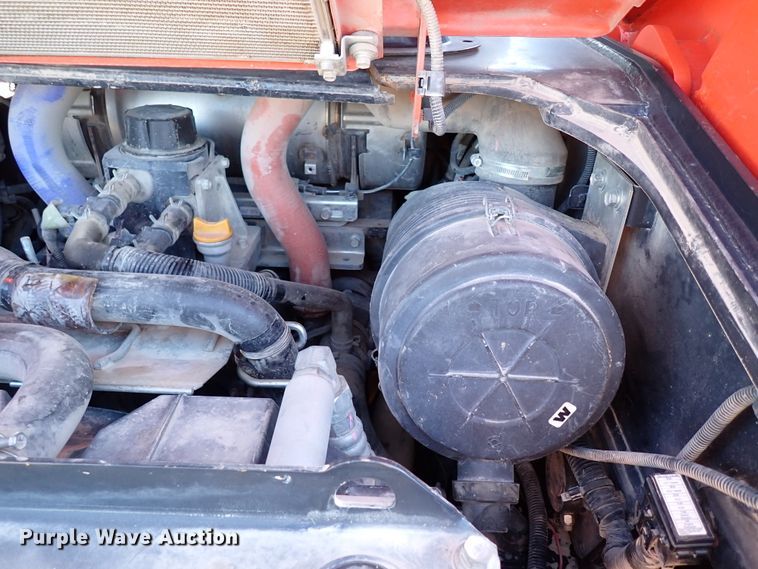 image for item IS9249 2018 Kubota SVL95-2S  tracked skid steer loader