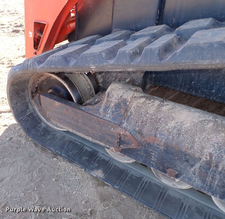 image for item IS9249 2018 Kubota SVL95-2S  tracked skid steer loader