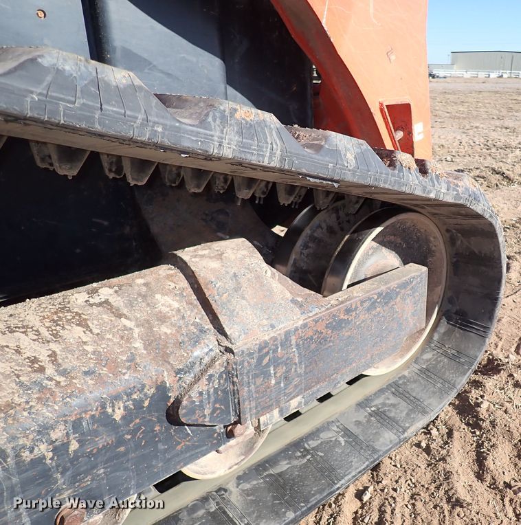 image for item IS9249 2018 Kubota SVL95-2S  tracked skid steer loader