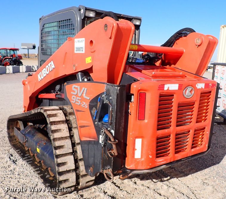 image for item IS9250 2019 Kubota SVL95-2S  tracked skid steer loader