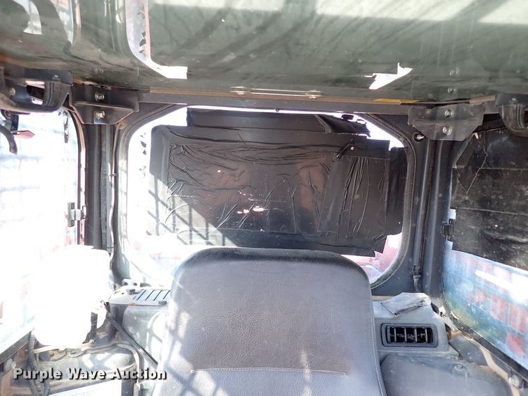 image for item IS9250 2019 Kubota SVL95-2S  tracked skid steer loader