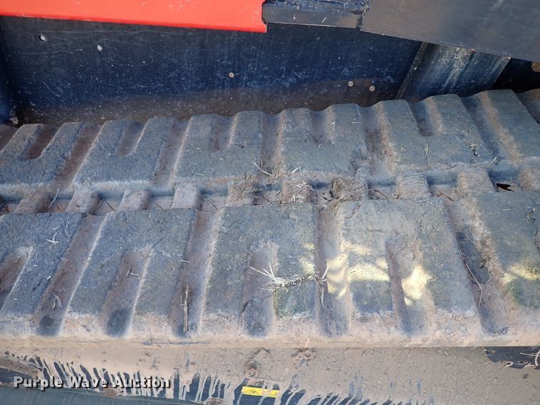 image for item IS9250 2019 Kubota SVL95-2S  tracked skid steer loader