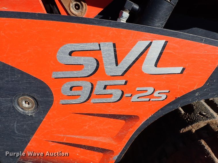 image for item IS9250 2019 Kubota SVL95-2S  tracked skid steer loader