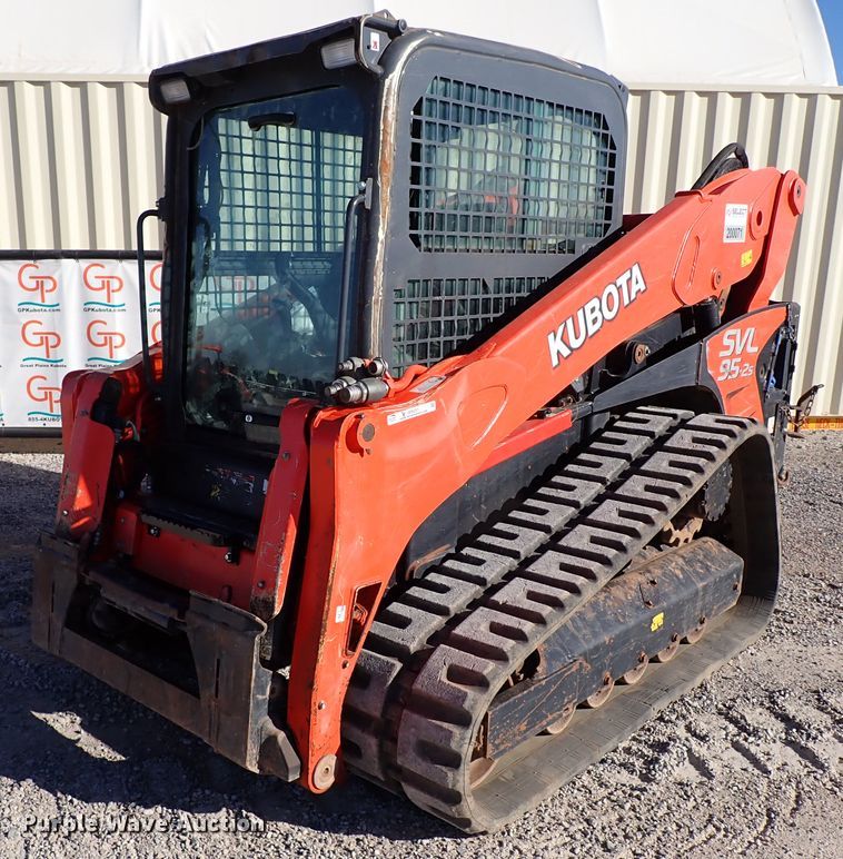 image for item IS9251 2019 Kubota SVL95-2S  tracked skid steer loader