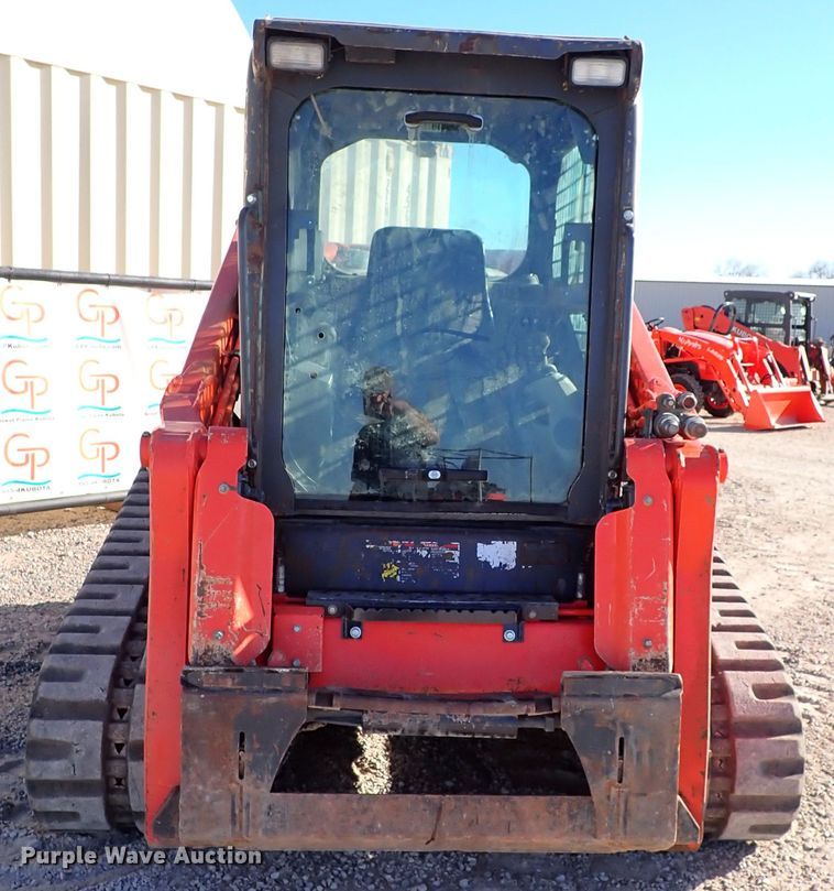 image for item IS9251 2019 Kubota SVL95-2S  tracked skid steer loader