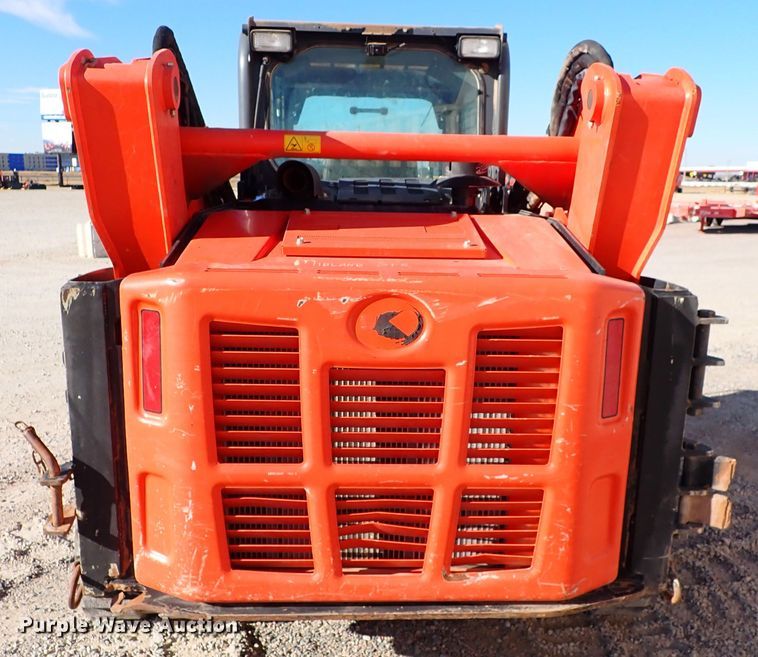 image for item IS9251 2019 Kubota SVL95-2S  tracked skid steer loader