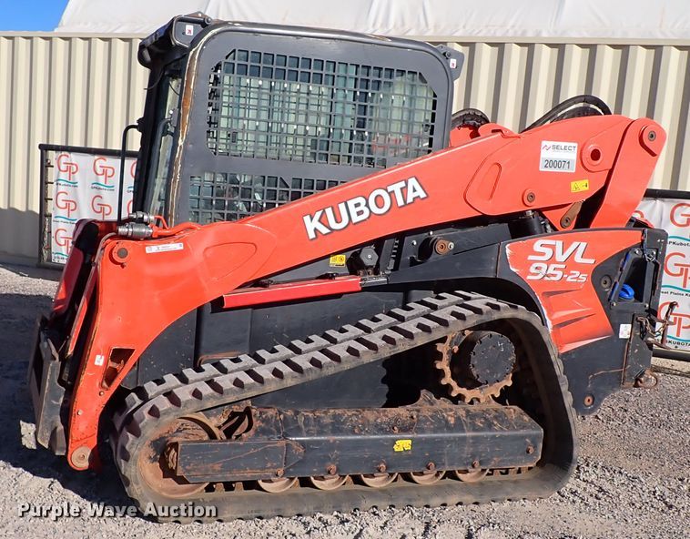 image for item IS9251 2019 Kubota SVL95-2S  tracked skid steer loader
