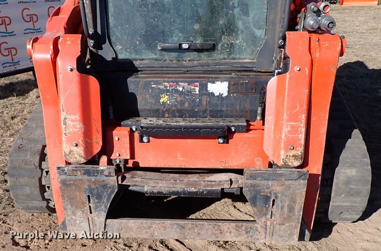 image for item IS9251 2019 Kubota SVL95-2S  tracked skid steer loader