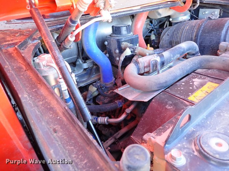 image for item IS9251 2019 Kubota SVL95-2S  tracked skid steer loader