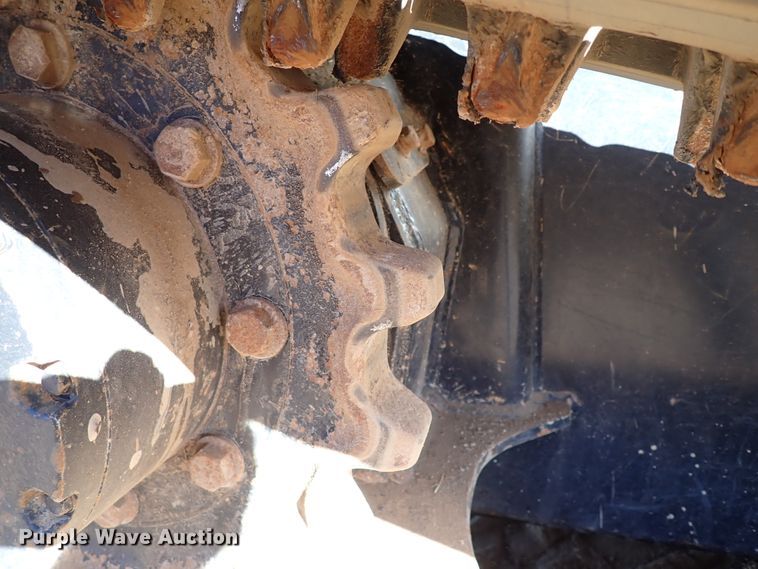 image for item IS9251 2019 Kubota SVL95-2S  tracked skid steer loader