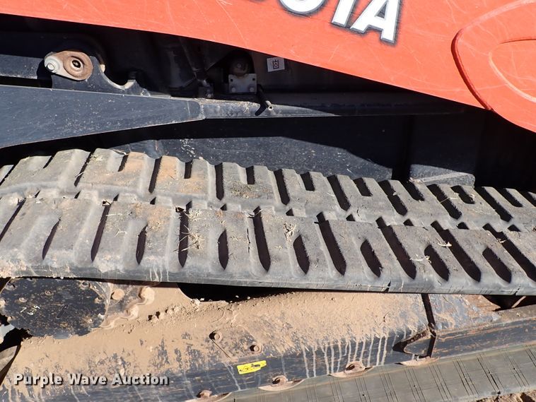 image for item IS9251 2019 Kubota SVL95-2S  tracked skid steer loader