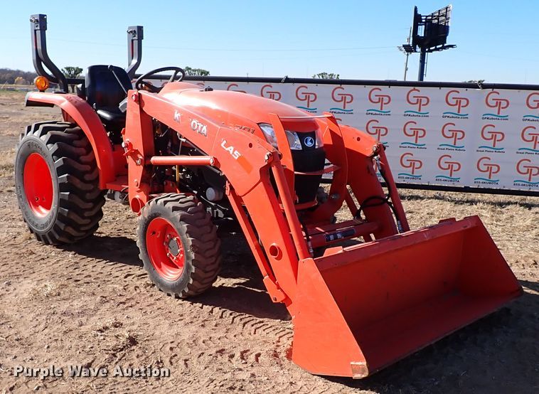 image for item IS9254 2019 Kubota L3301HST  MFWD tractor