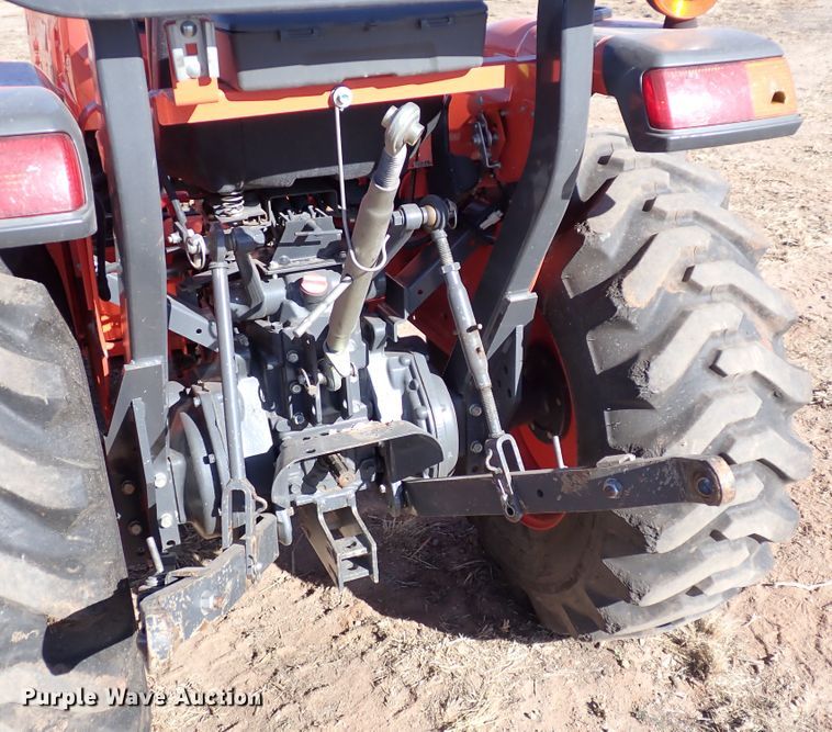 image for item IS9254 2019 Kubota L3301HST  MFWD tractor