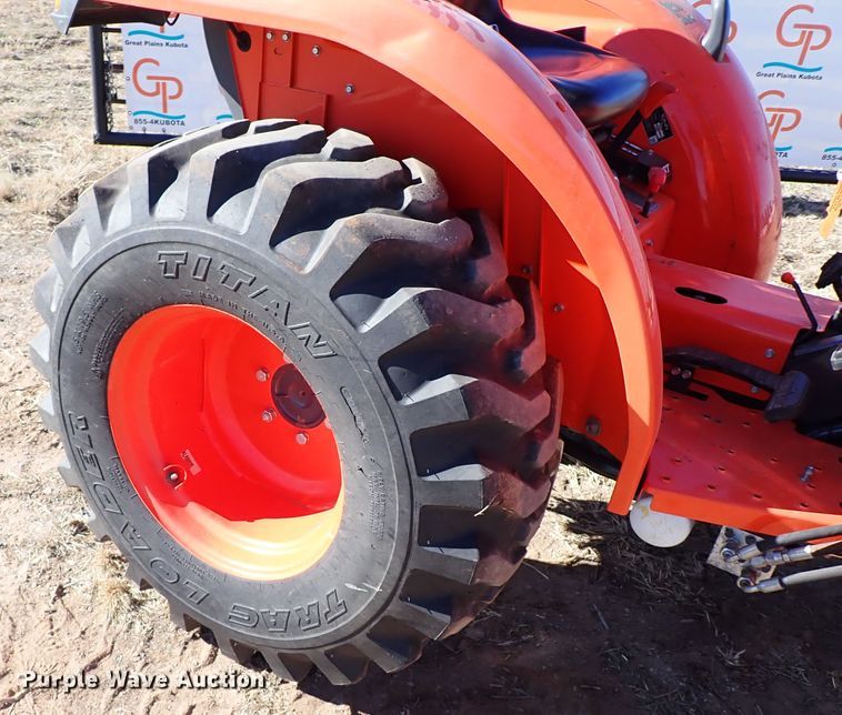 image for item IS9254 2019 Kubota L3301HST  MFWD tractor