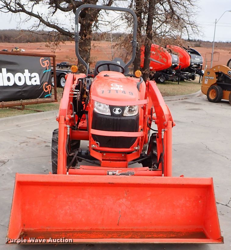 image for item IS9280 2019 Kubota L3901DT  MFWD tractor