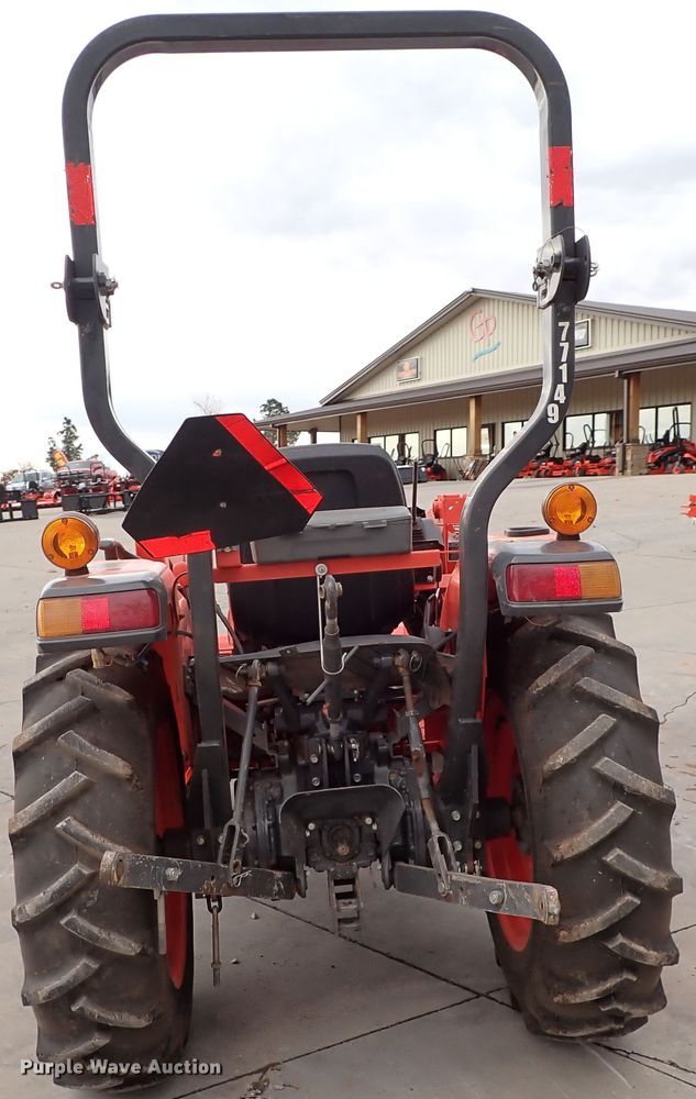 image for item IS9280 2019 Kubota L3901DT  MFWD tractor