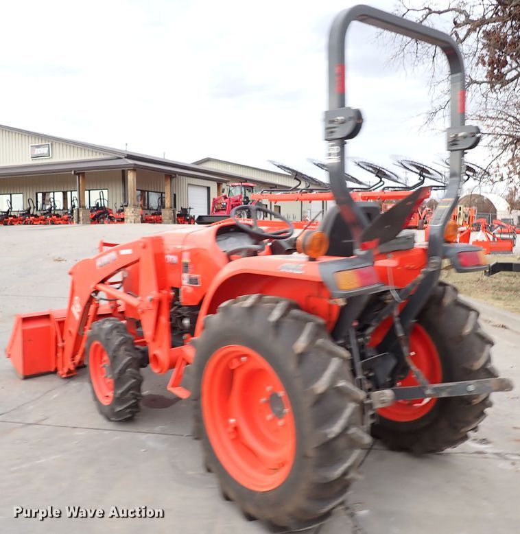 image for item IS9280 2019 Kubota L3901DT  MFWD tractor