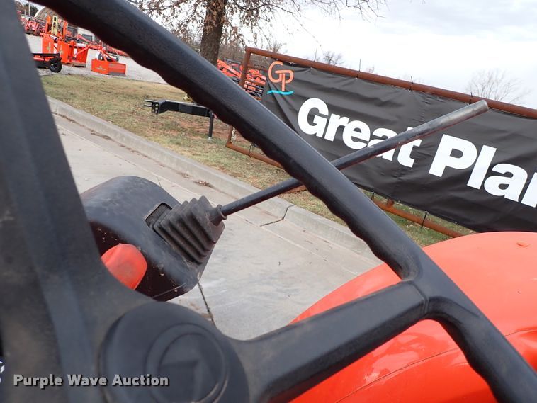 image for item IS9280 2019 Kubota L3901DT  MFWD tractor