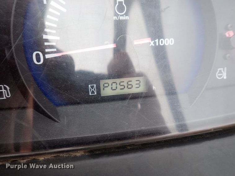 image for item IS9280 2019 Kubota L3901DT  MFWD tractor