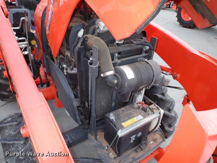 image for item IS9280 2019 Kubota L3901DT  MFWD tractor
