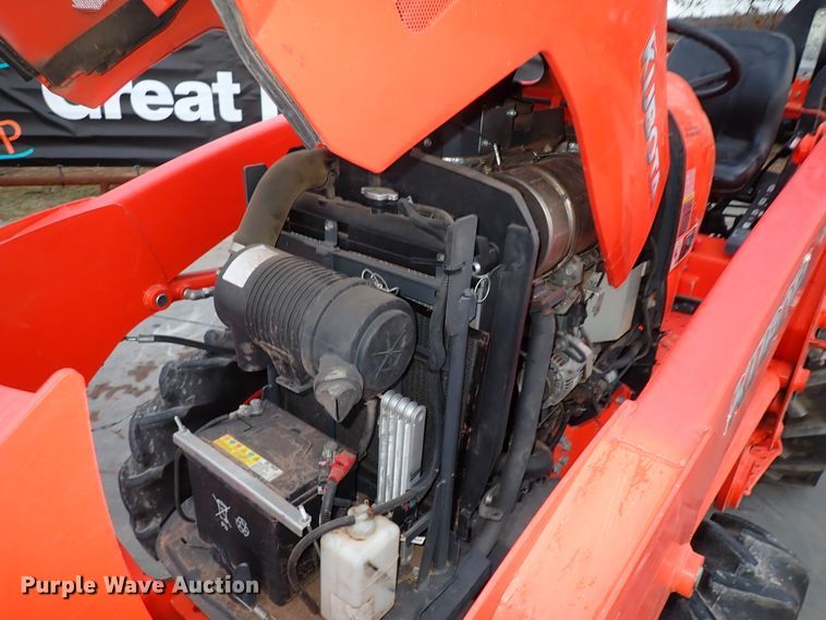 image for item IS9280 2019 Kubota L3901DT  MFWD tractor