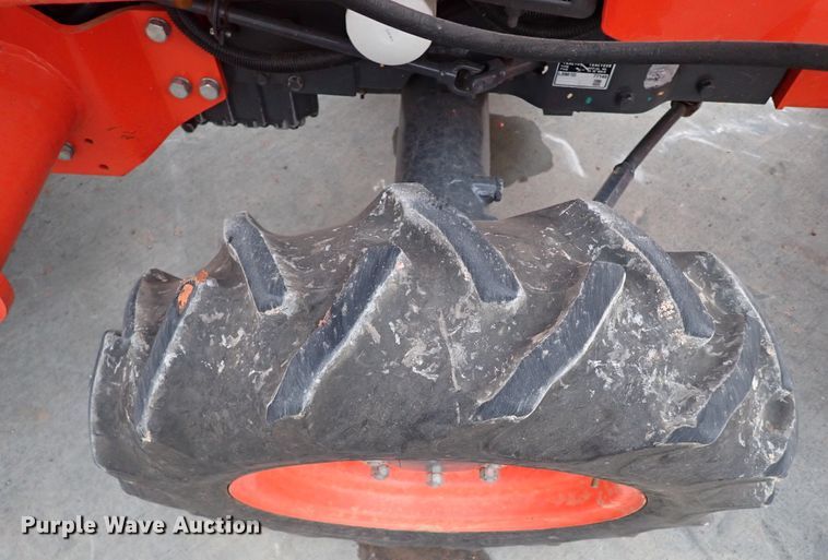 image for item IS9280 2019 Kubota L3901DT  MFWD tractor