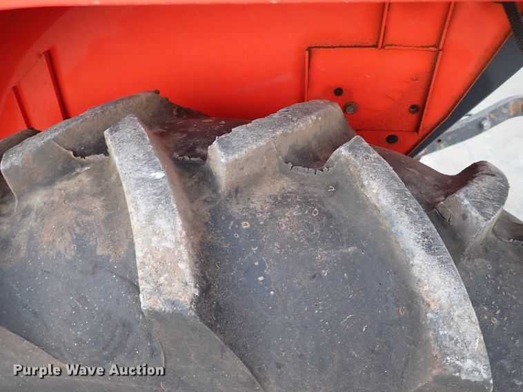 image for item IS9280 2019 Kubota L3901DT  MFWD tractor