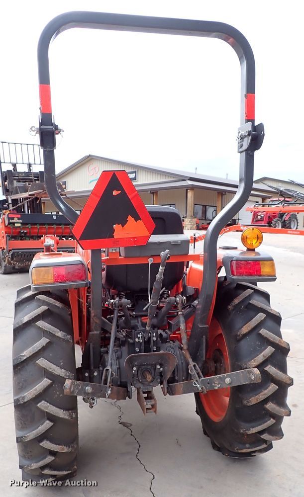 image for item IS9281 2019 Kubota L3901DT  MFWD tractor