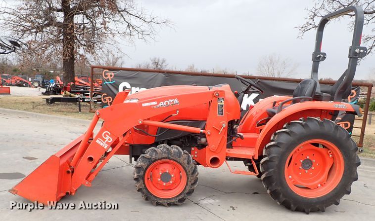 image for item IS9281 2019 Kubota L3901DT  MFWD tractor